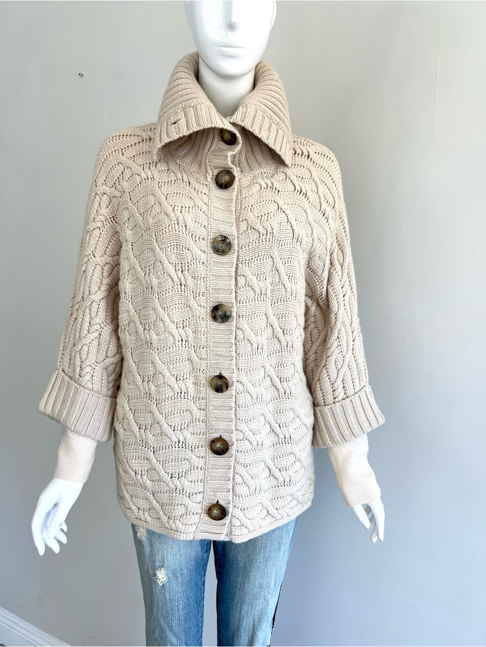 NWT ANN TAYLOR Beige Chunky Cable-knit Button Cardigan 3/4” Sleeves Sz L - Picture 2 of 12